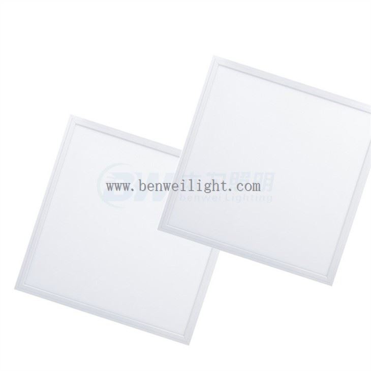 En İnce Sıva Üstü 2x2 LED Düz Panel Işık